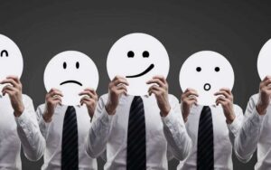 آیا شخصیت انسان تغییر می‌کند